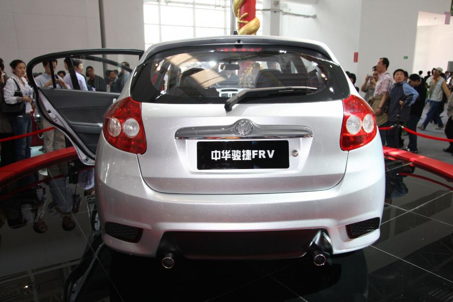  Brilliance FRV 2008 года  (фото 13 из 23)